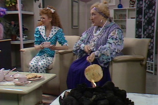 Tabby and Tilda's Flat from Paradise Towers - Part Three in Doctor Who