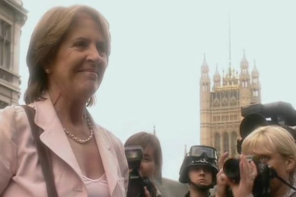 Harriet Jones Played by: Penelope Wilton in World War Three