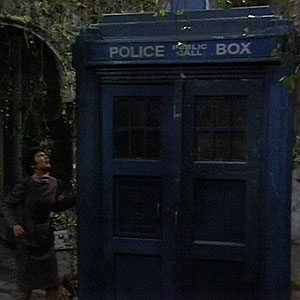 TARDIS L algod/ón azul Doctor Who camiseta Its smaller on the outside